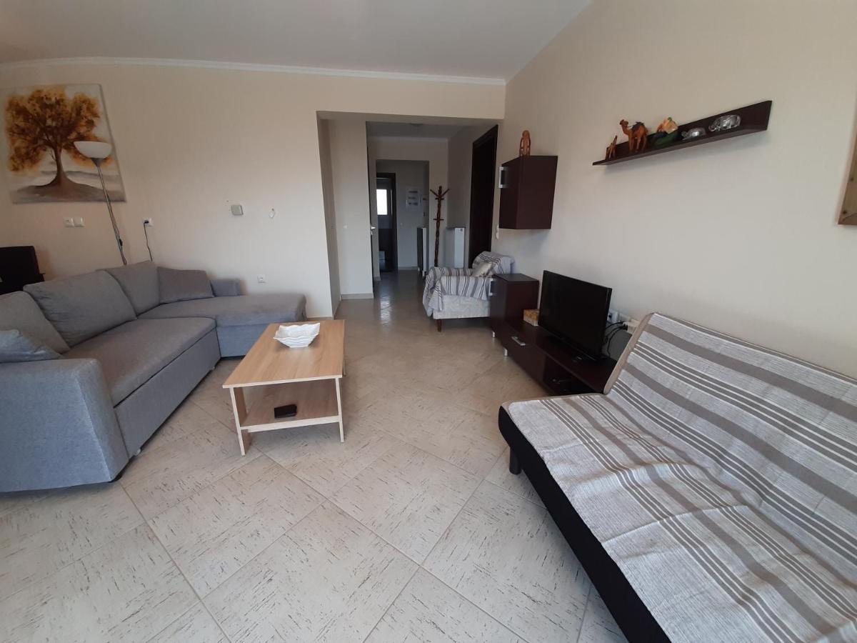 Aliveri Flat With Sea View Екстериор снимка