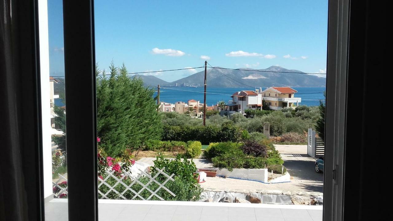 Aliveri Flat With Sea View Екстериор снимка